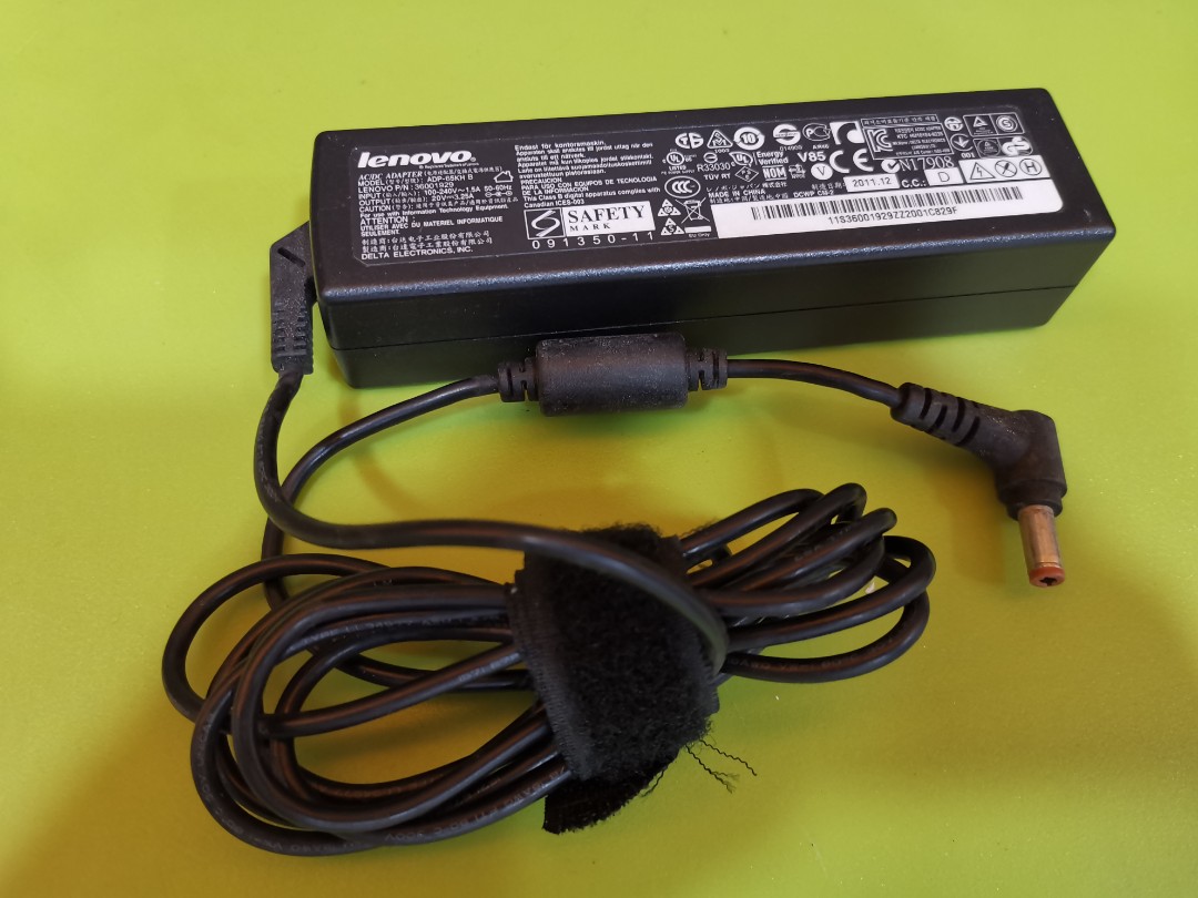 Lenovo Laptop Adapter (Original), Electronics, Computer Parts 