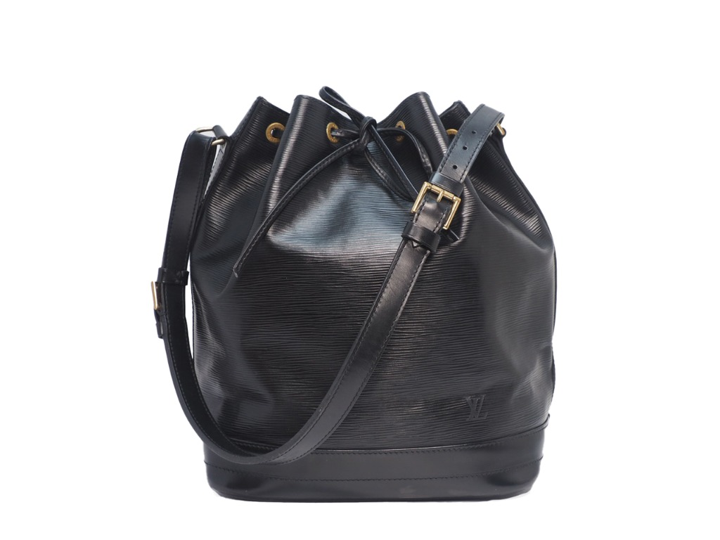 Louis Vuitton Bucket Noir Noe Large Drawstring 20lva619 Black Epi Leather  Hobo Bag, Louis Vuitton