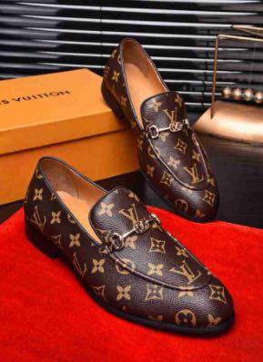 Overstige aften indarbejde Louis Vuitton monogram men's loafers preorder, Luxury, Apparel on Carousell
