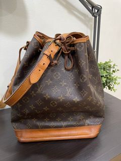 (Category: ) located in . Submitted by 1shop (Listing ID 1122277775, Image 1). Description: .