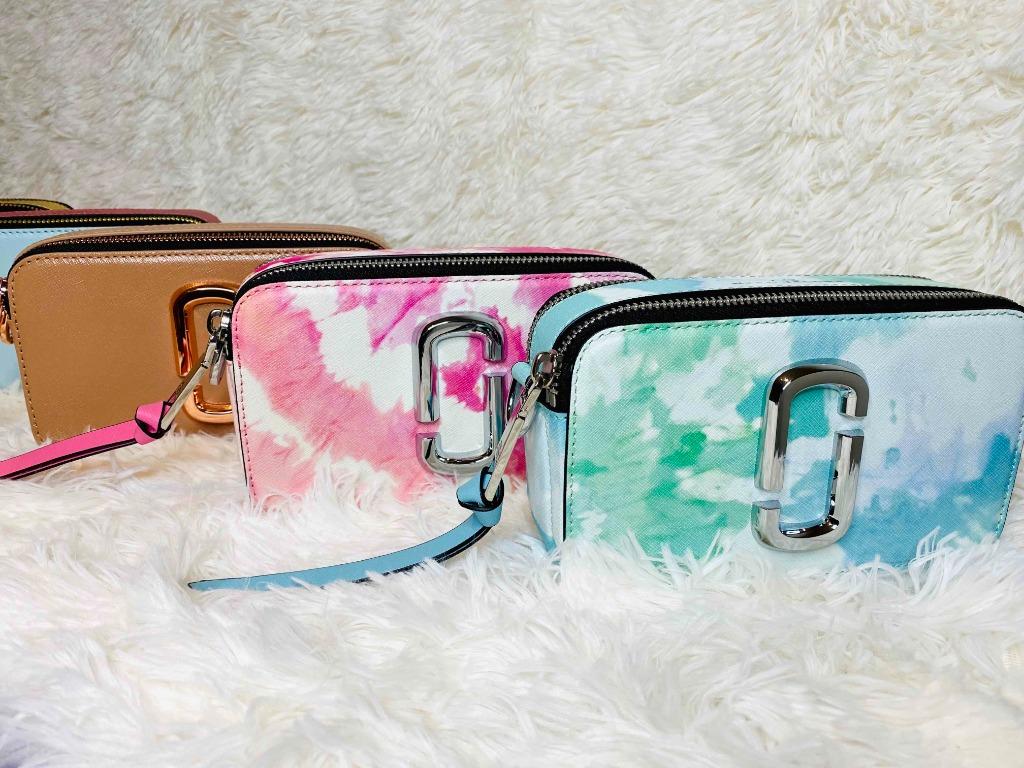 MARC JACOBS: The Tie Dye Snapshot bag in saffiano leather - Blue