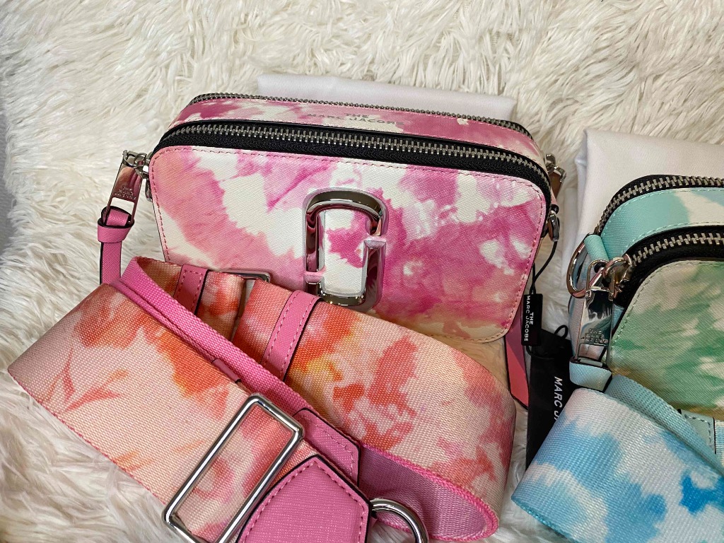 13456 MARC JACOBS The Snapshot Tie Dye Camera Bag PINK