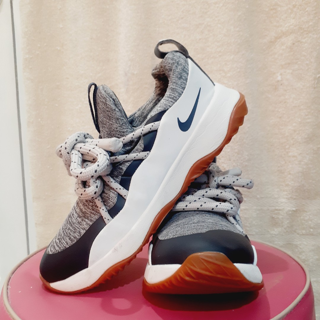 Nike city best sale loop price malaysia