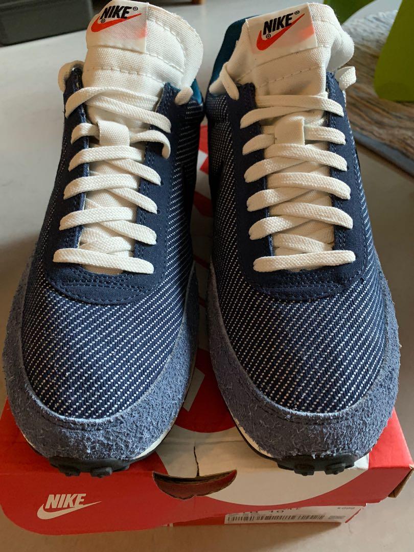 nike tailwind waffle