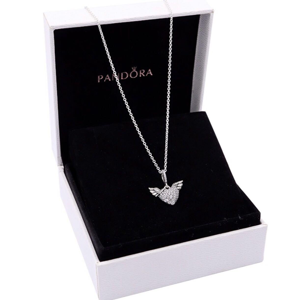 Stunning PANDORA Heart Necklace with Angel Wings