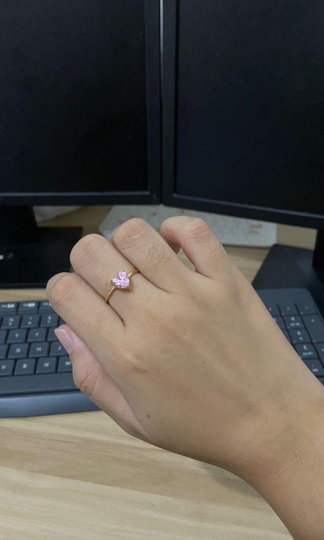 Heart Cut Morganite in 14k Gold (Category: Body Jewelry) located in Cainta. Submitted by tominesabigail (Listing ID 1122293444, Image 2). Description: 6mm Heart Cut Morganite 1mm 14k Gold Band 1.8g with stone Size 7.