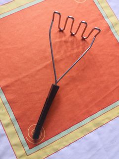（分類：）位於 。 由 sawadikaaa 提交（商品編號 1122206071，圖片 1）。簡介： 。
