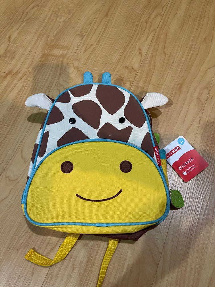 Skip hop giraffe backpack clearance