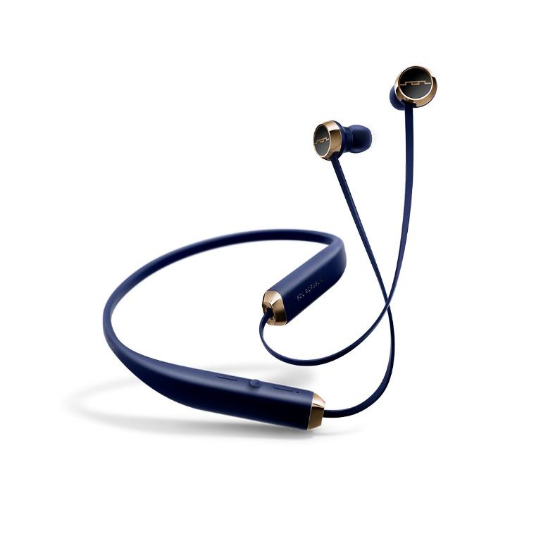 SOL REPUBLIC SHADOW WIRELESS EARPHONES! (Category: Earphones) located in San Pedro. Submitted by aussiesurplus (Listing ID 1122219198, Image 1). Description: SOL REPUBLIC SHADOW WIRELESS EARPHONES! - SWEAT & RAIN RESISTANT - WIRELESS RANGE UP TO 30FT - 8 HOUR & BATTERY LIFE - MIC & MUSIC CONTROL.