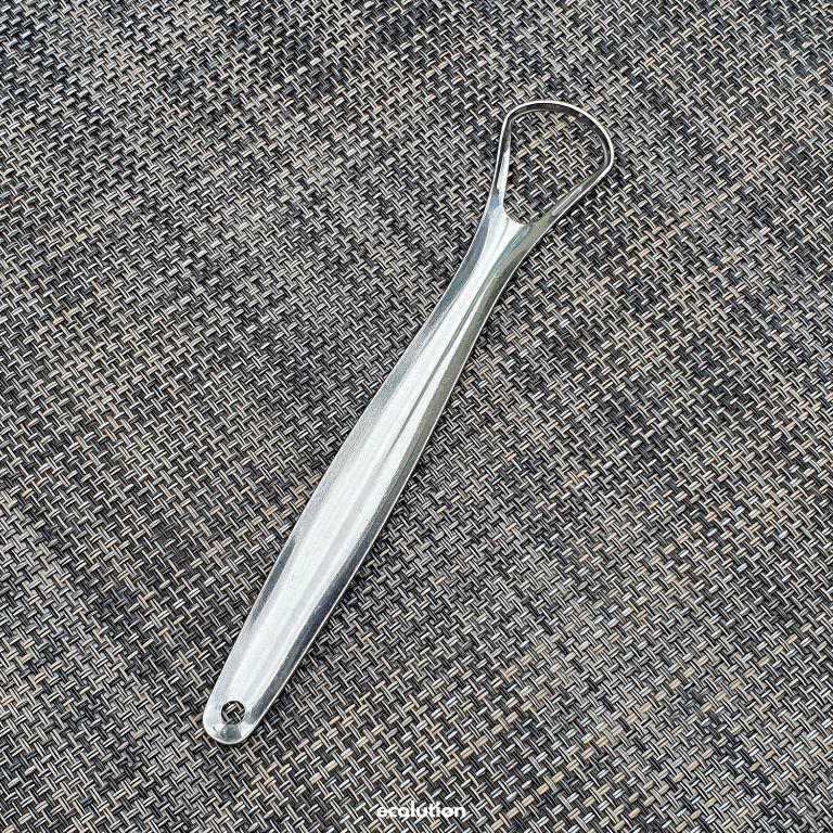 Stainless Steel Tongue Cleaner (Category: Oral Care) located in Manila. Submitted by ecolutionph (Listing ID 1122216807, Image 1). Description: - Tongue cleaner and/or scraper - Material: stainelss steel - Size: 1 inch x 5.7 inches - Use: to effectively remove via scraping the gunk off the tongue that causes foul odor in the mouth.