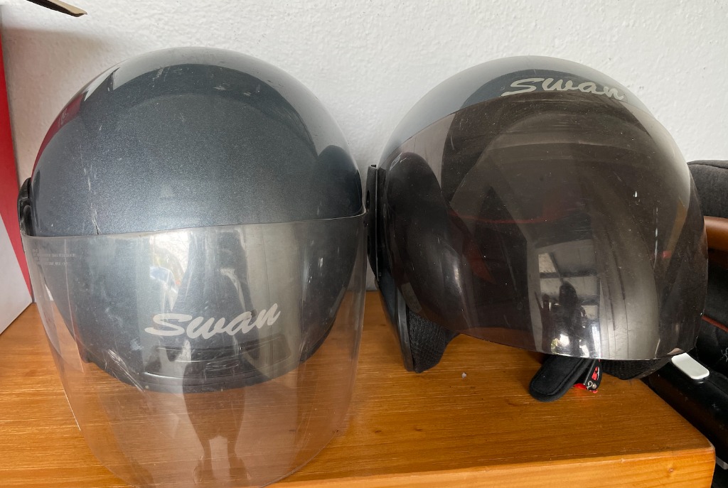 Swan Helmet, Auto Accessories on Carousell