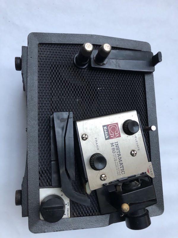 Vintage camera (Category: Cameras) located in Del Monte. Submitted by popcornreport (Listing ID 1122264836, Image 1). Description: Polaroid KODAK Instamatic M50.