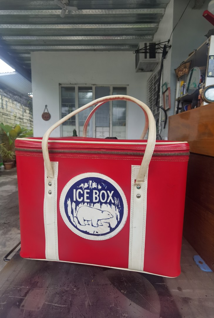 Vintage Ice box cooler, Sports Equipment, Hiking & Camping on Carousell