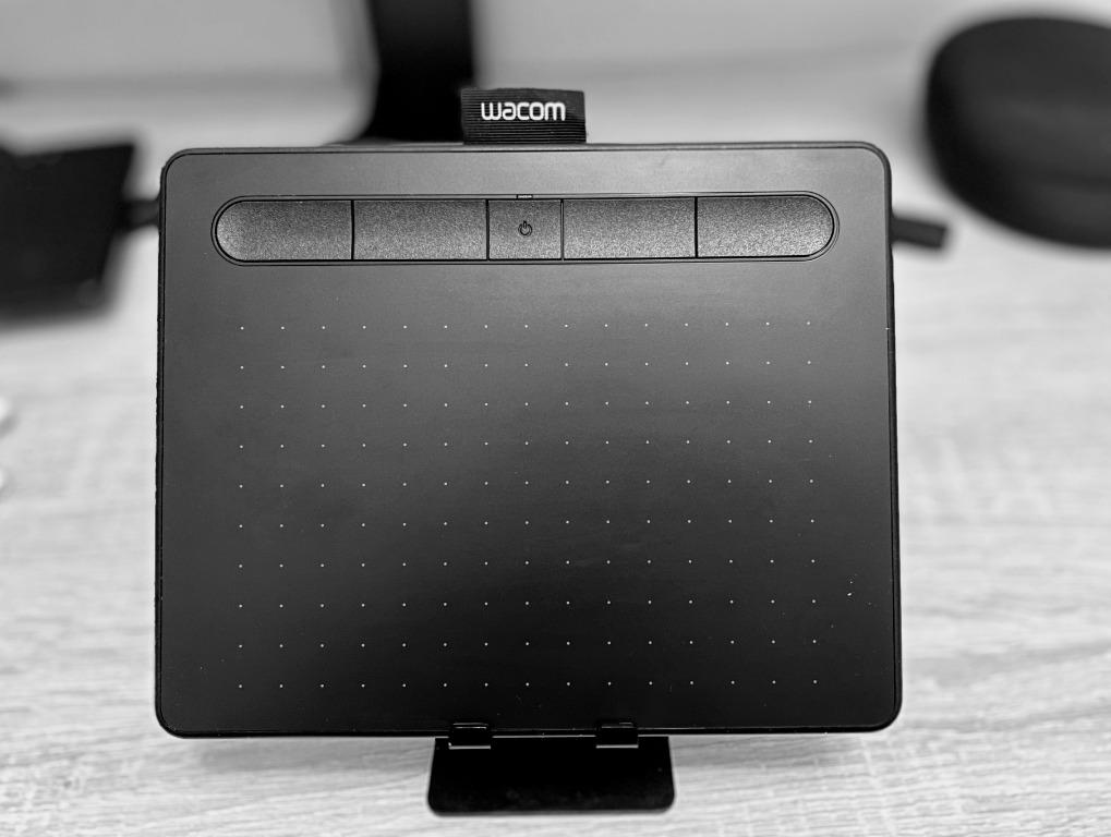 Intuos S Bluetooth Creative Pen Tablet, Mobile Phones & Gadgets