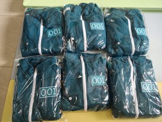 ⭐️Halloween, Halloween, cosplay, squid game⭐️360 positive reviews⭐️ $100/jacket! Height 165-170, length 64cm, width 56cm, custom-made stand collar jacket for fall and winter64182733914755110