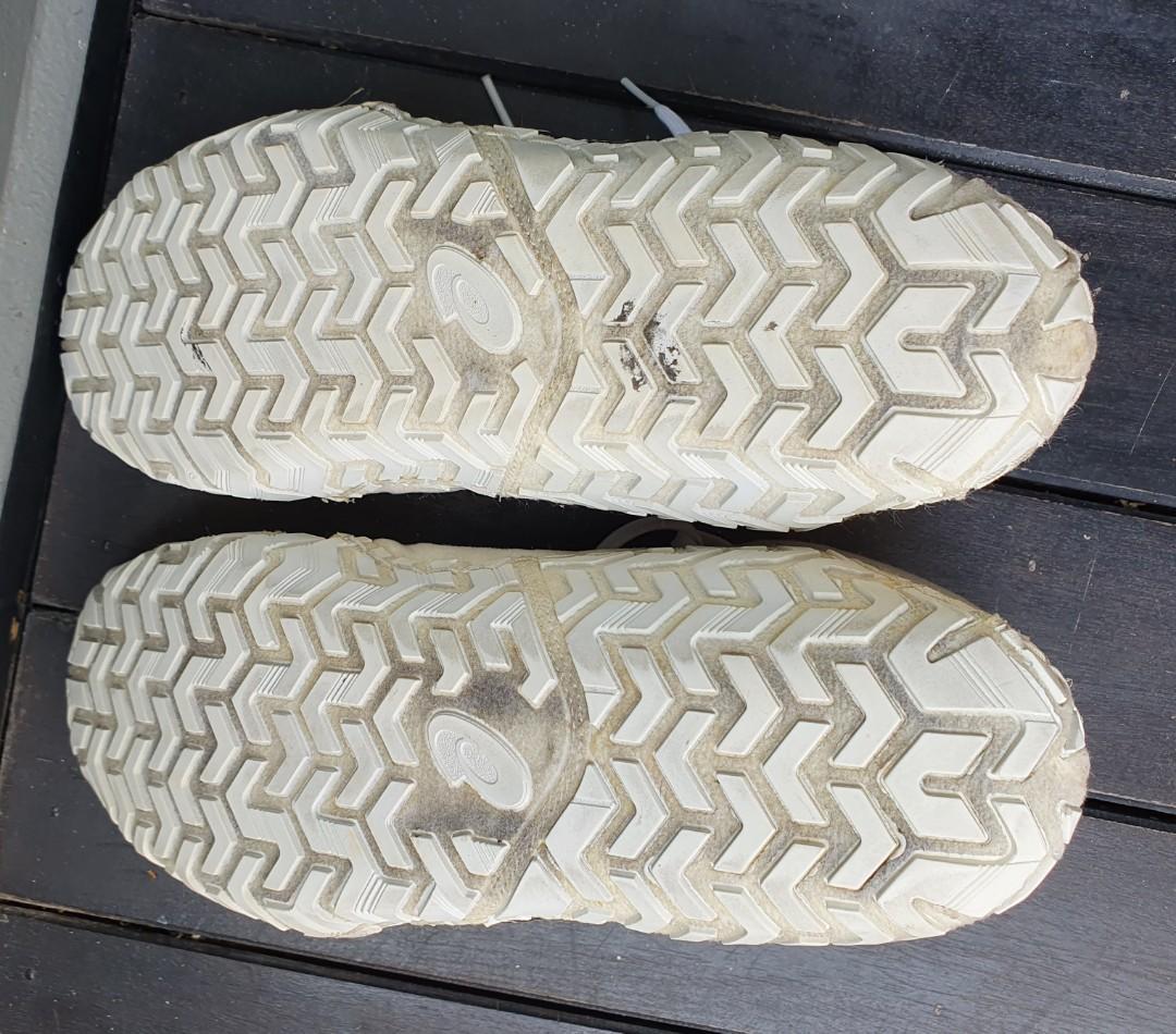 aggressor 1 wrestling shoes red and black