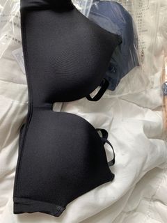 (Category: ) located in . Submitted by eunice001 (Listing ID 1122375993, Image 1). Description: .
