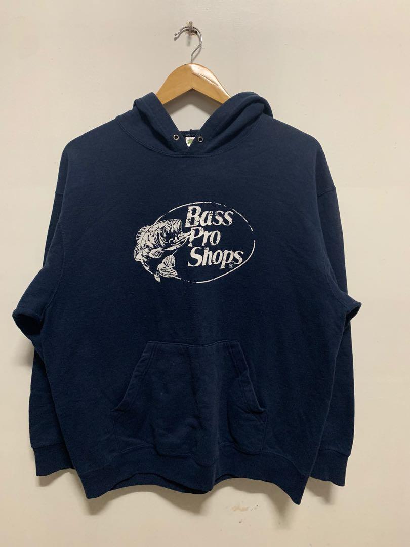 Bass Pro Shops Hoodie L on tag