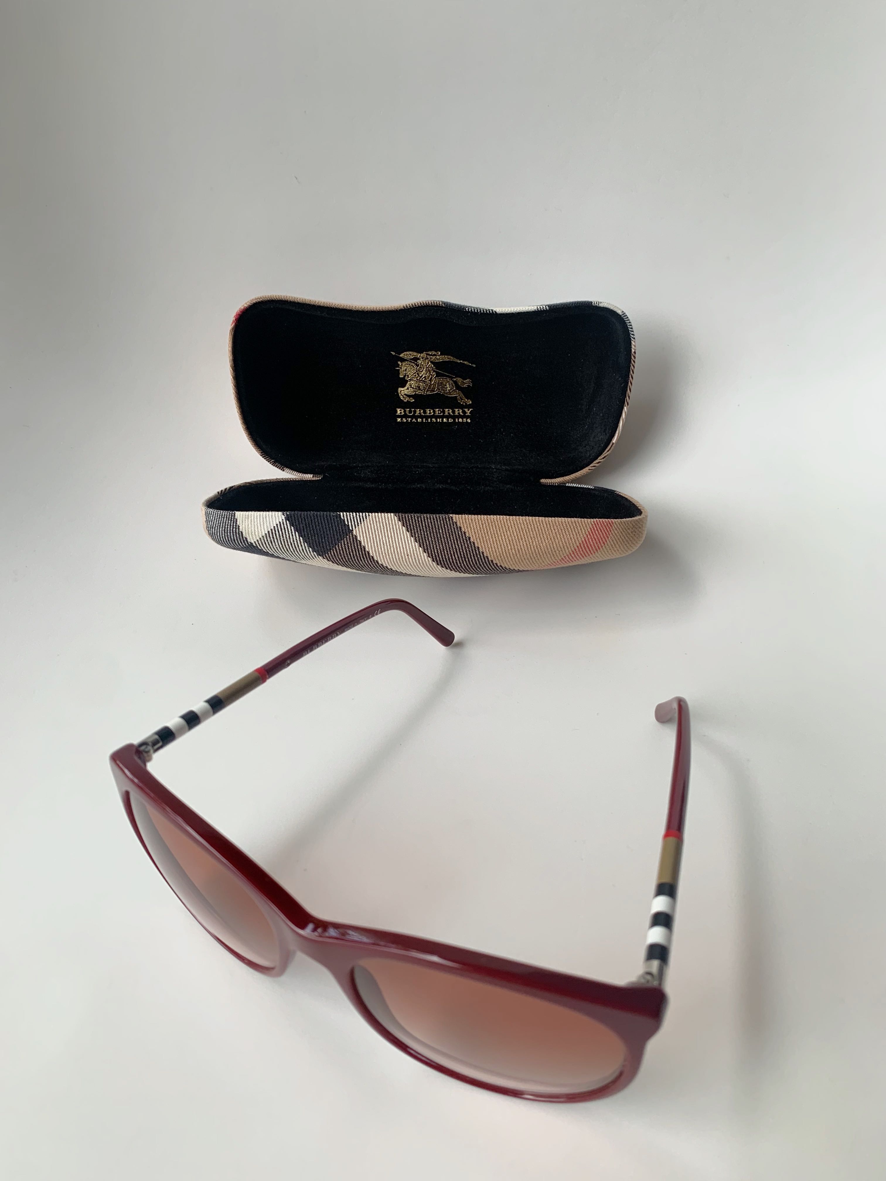 Burberry hotsell sunglasses 4145