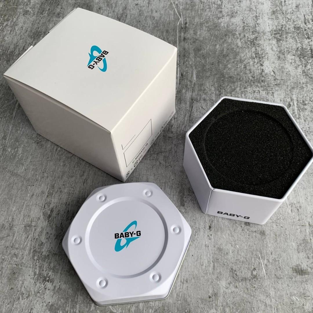 Baby g box top