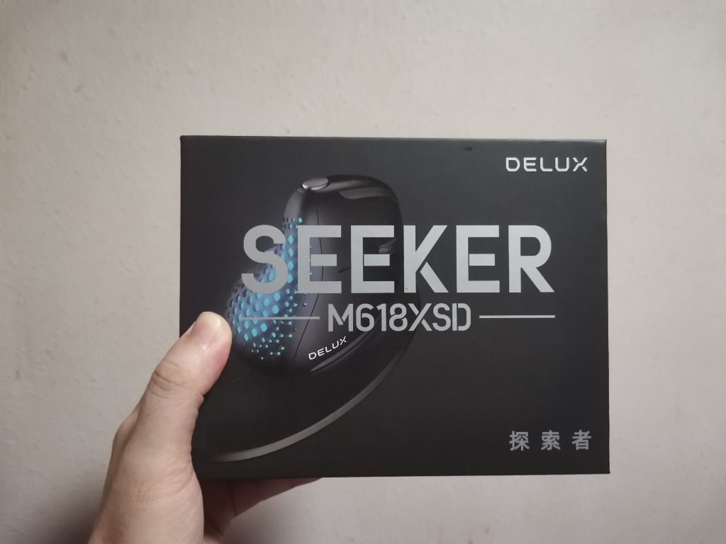 Delux M618XSD Seeker Ergonomic Vertical Mouse with OLED Screen 4000DPI ...