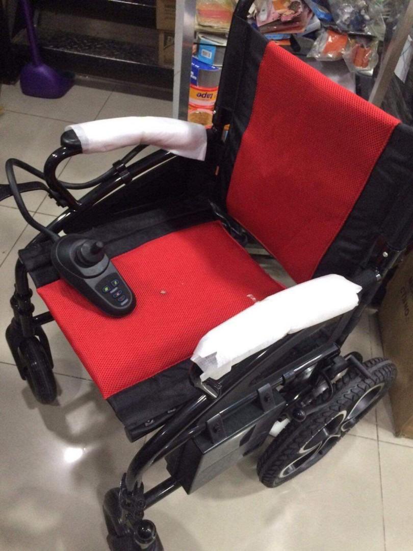 ELECTRIC WHEELCHAIR (Ez Rider PW1000), Health & Nutrition, Assistive