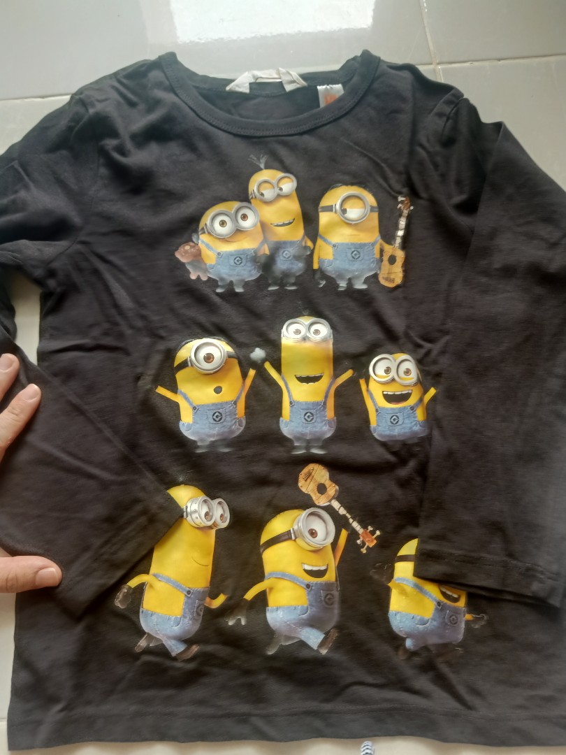 H\u0026M Kaos Minion Lengan Panjang, Bayi 