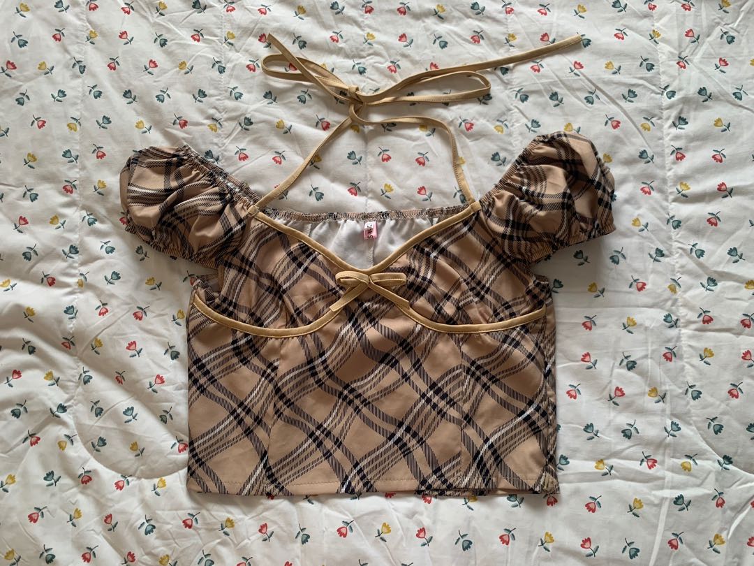 I am gia burberry top clearance