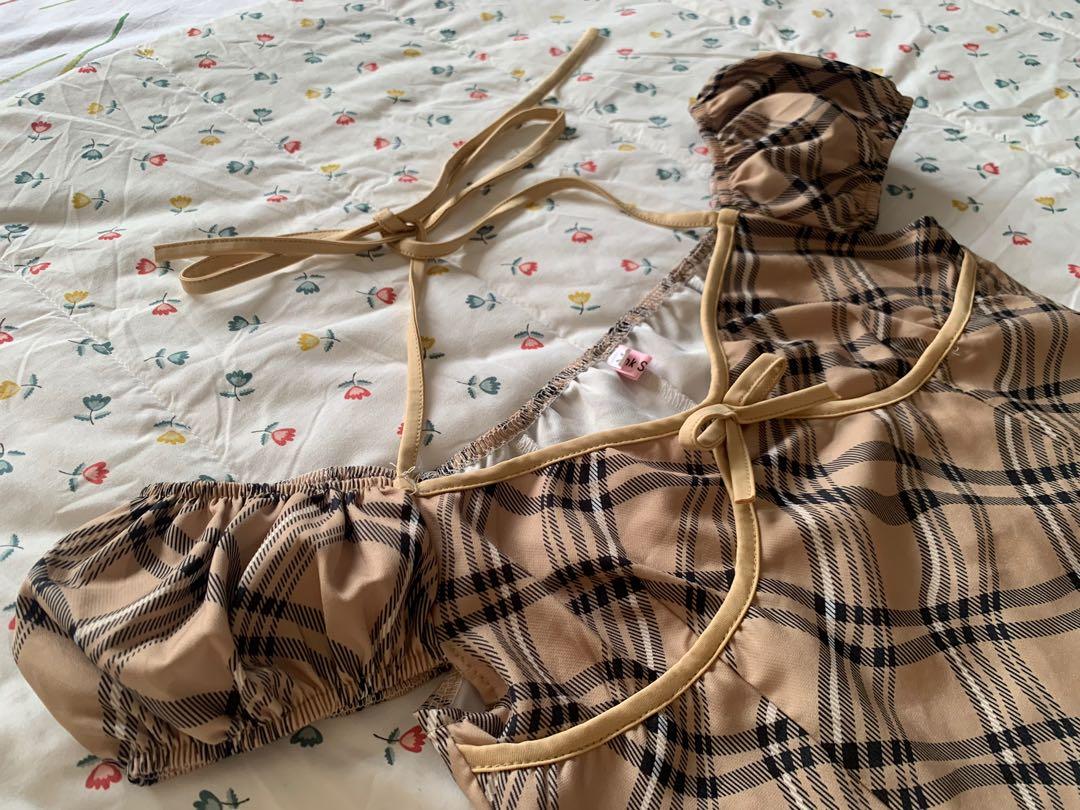 I am gia burberry top clearance