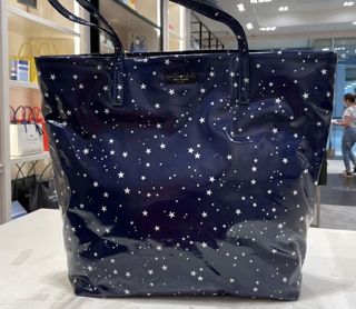 （分類：）位於 。 由 imrosab 提交（商品編號 1122376711，圖片 1）。簡介： 。