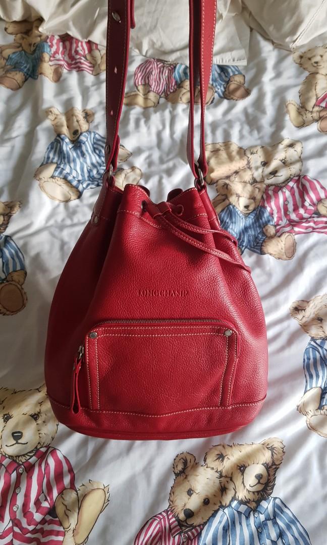 Longchamp bucket bag (Category: Luxury Bags & Wallets) located in Manila. Submitted by cicada15 (Listing ID 1122398039, Image 1). Description: High quality leather used once stire bought for 24k (Rustans).