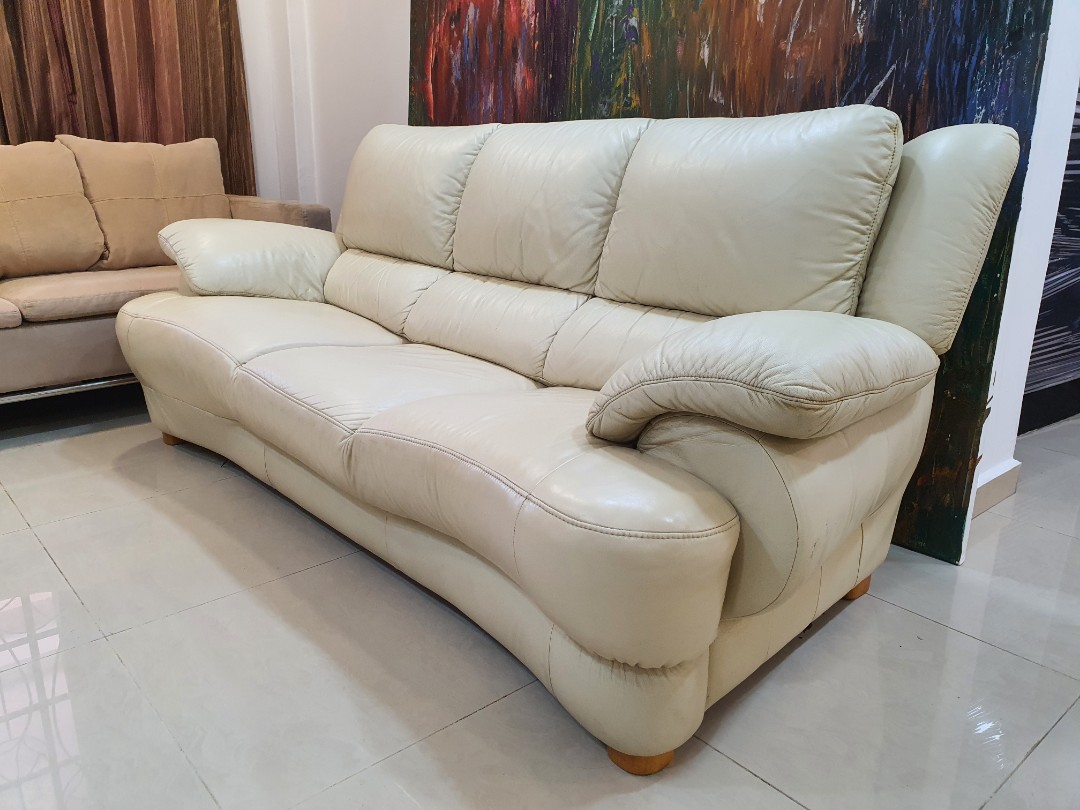 Lorenzo sofa discount
