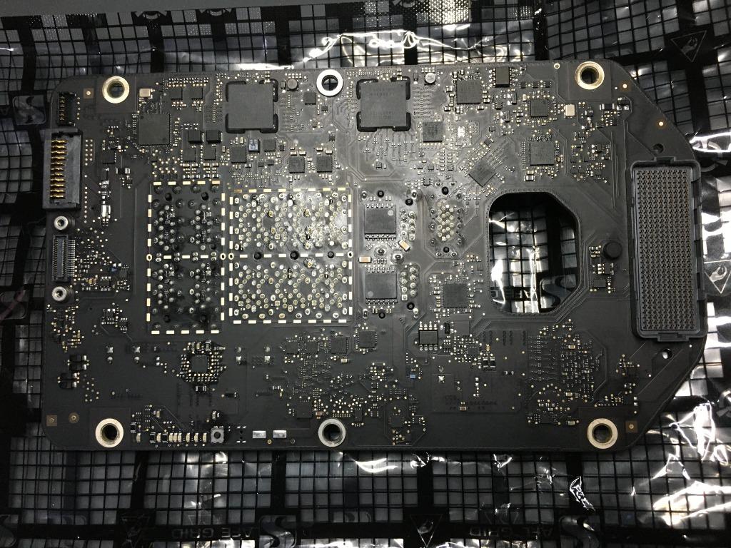 Mac Pro Late 2013 I/O Board A1481 (Category: Computer Parts) located in Manila. Submitted by macforhelp (Listing ID 1121984167, Image 2). Description: -Description: -661-7553 - I/O Board for Mac Pro Late 2013 (Original Apple Parts) A1481 -Parts Condition: 100% Good running condition, NO hidden repair. -Warranty: 2 months warranty on Performance Defect only. Accidental damage such as Liquid Spill, broken port, modification on Logic Board, sign of 