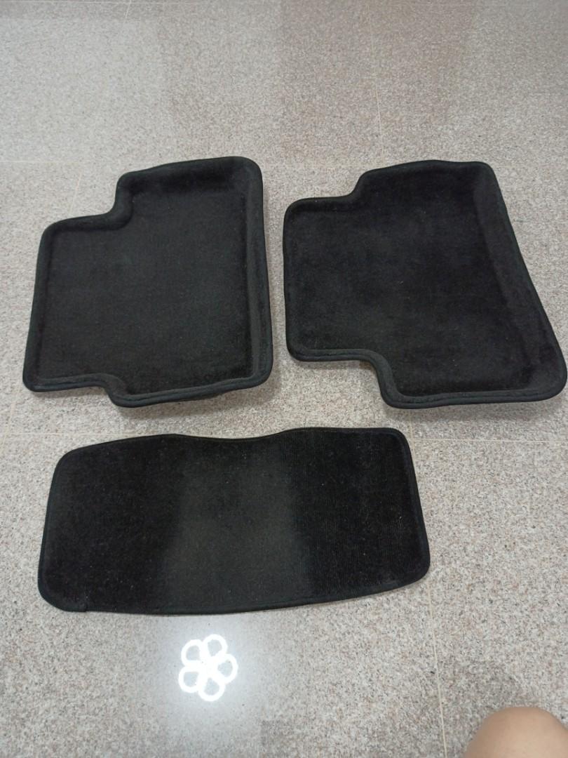 Mercedes A180 3D car mats, Car Accessories, Accessories on Carousell