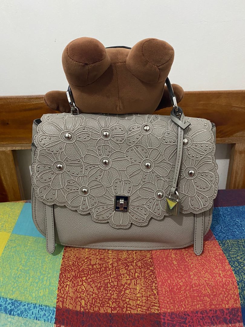 Michael Kors Cassie Satchel Luxury Bags Wallets on Carousell