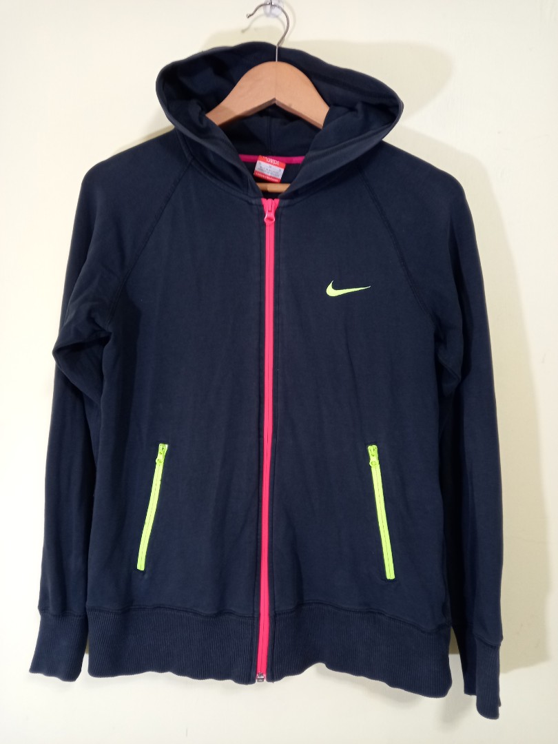 Nike athletic department, Women's Fashion, Coats, Jackets and Outerwear ...