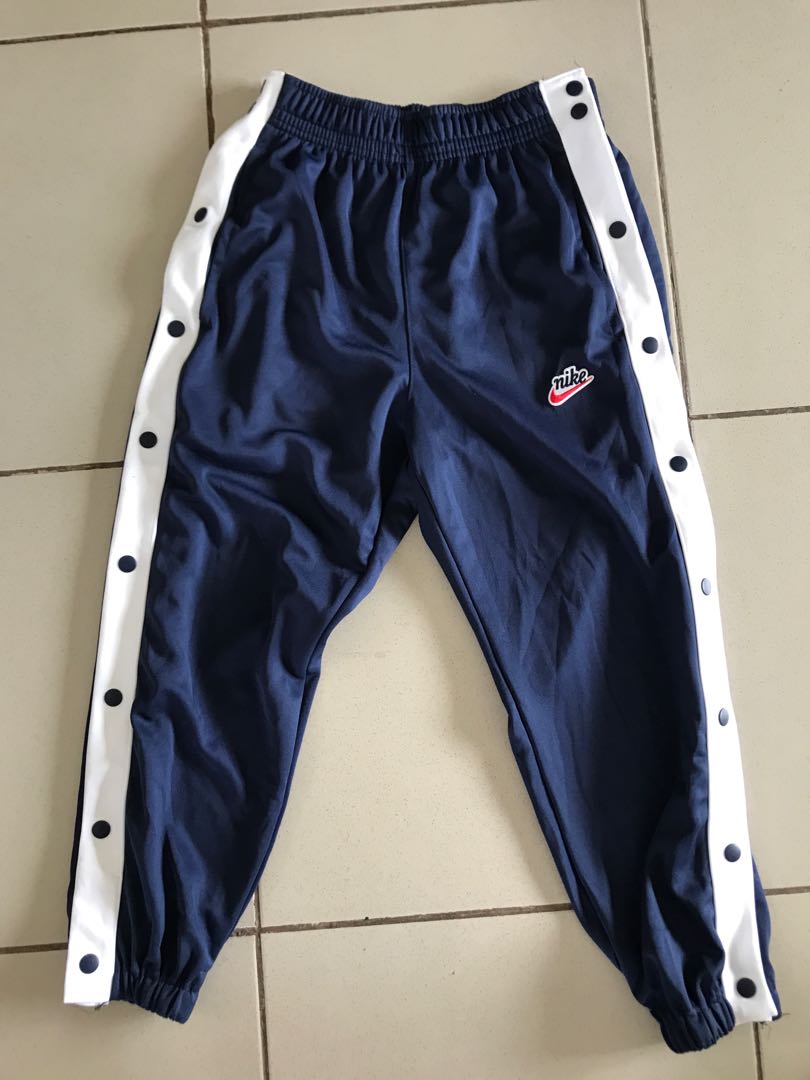 Nike sales retro jogger