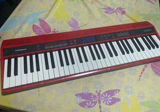 Roland GO:KEYS 61-Key Electronic Keyboard