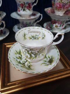 Teapot, Sugar & Creamer Mixed Colors Mint Deco 3-Pc Tea Service Royal Albert 100 Years 1930 3-Piece Set Teapot, Sugar & Creamer Mixed Colors Mint Deco 3-Pc Tea Service Royal Albert 100 Years 1930 3-Piece Set
