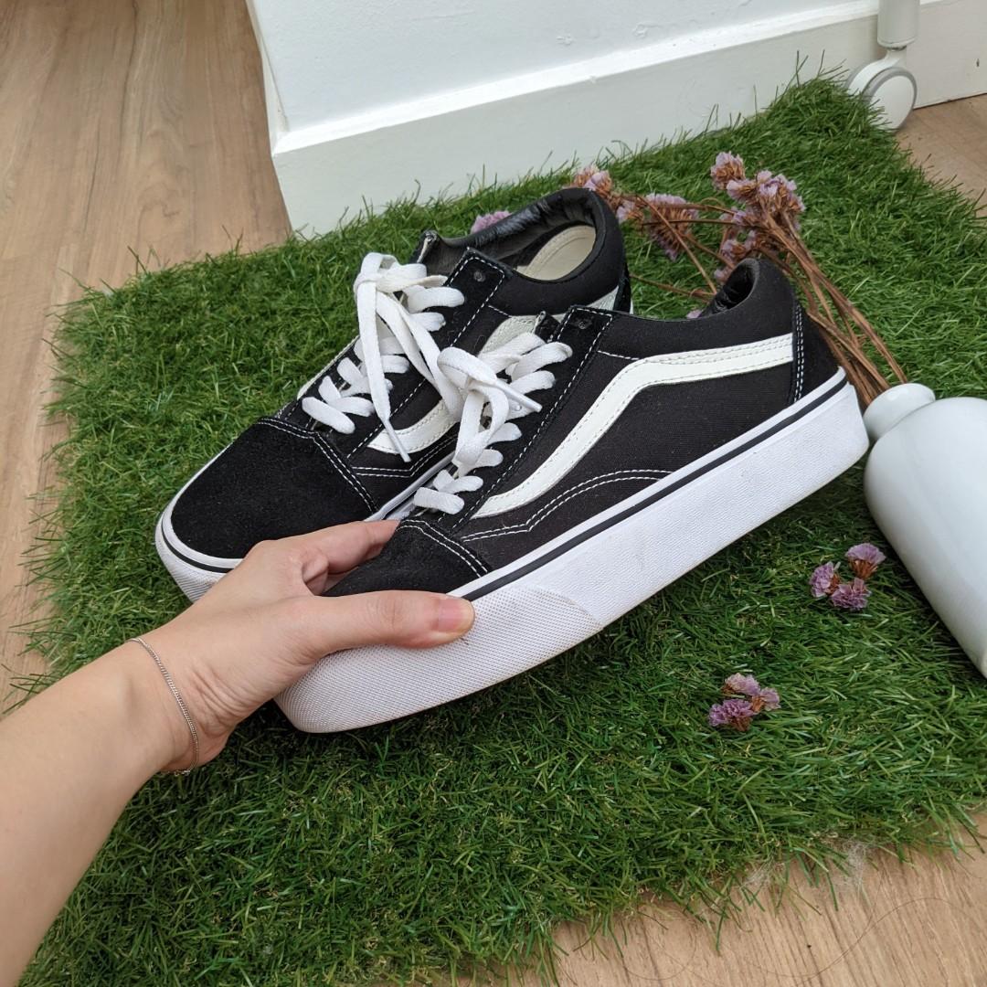 Platform vans vs normal store