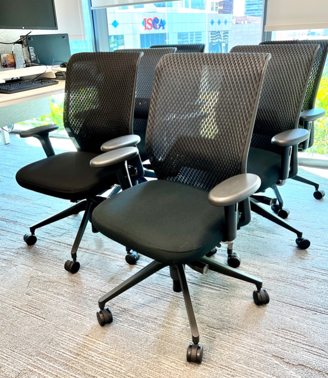 VITRA Ergonomic ID Chairs , Furniture & Home Living, Furniture, Chairs ...