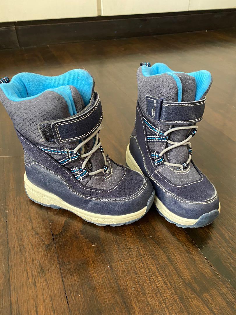 Carter s Snow Boots Toddler Boys size US 9 Babies Kids