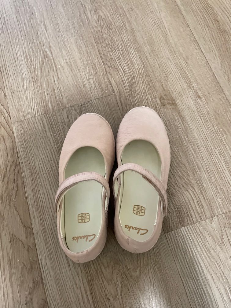 clarks baby shoes uk