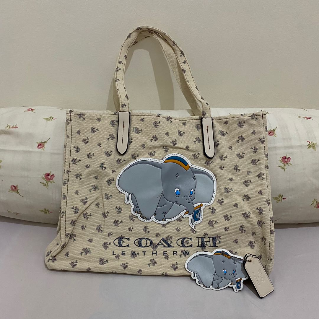 Dumbo tote coach shop