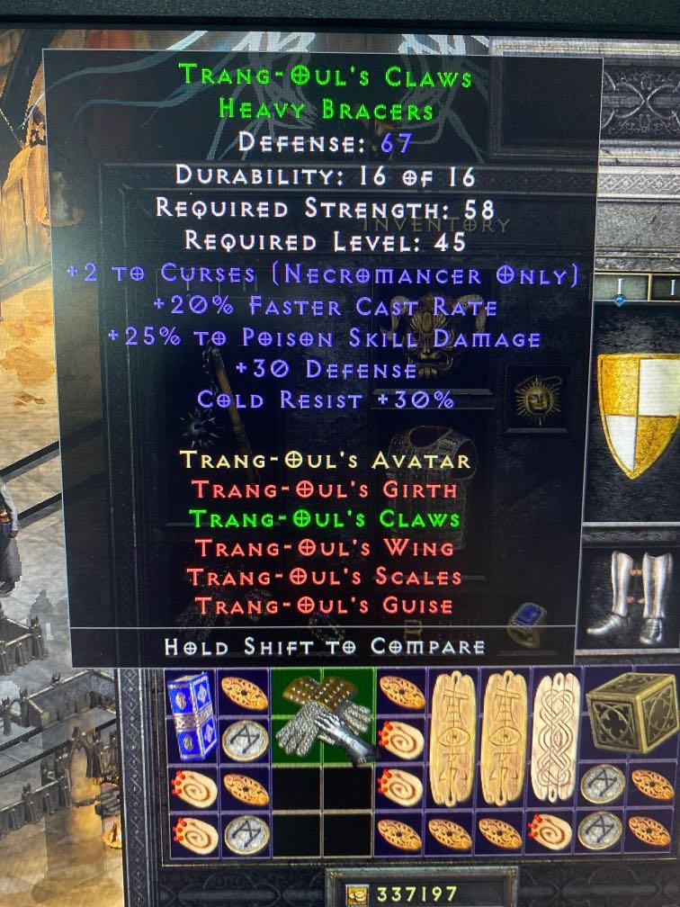 Diablo 2 Resurrected TrangOuls Caster gloves, Video Gaming, Gaming