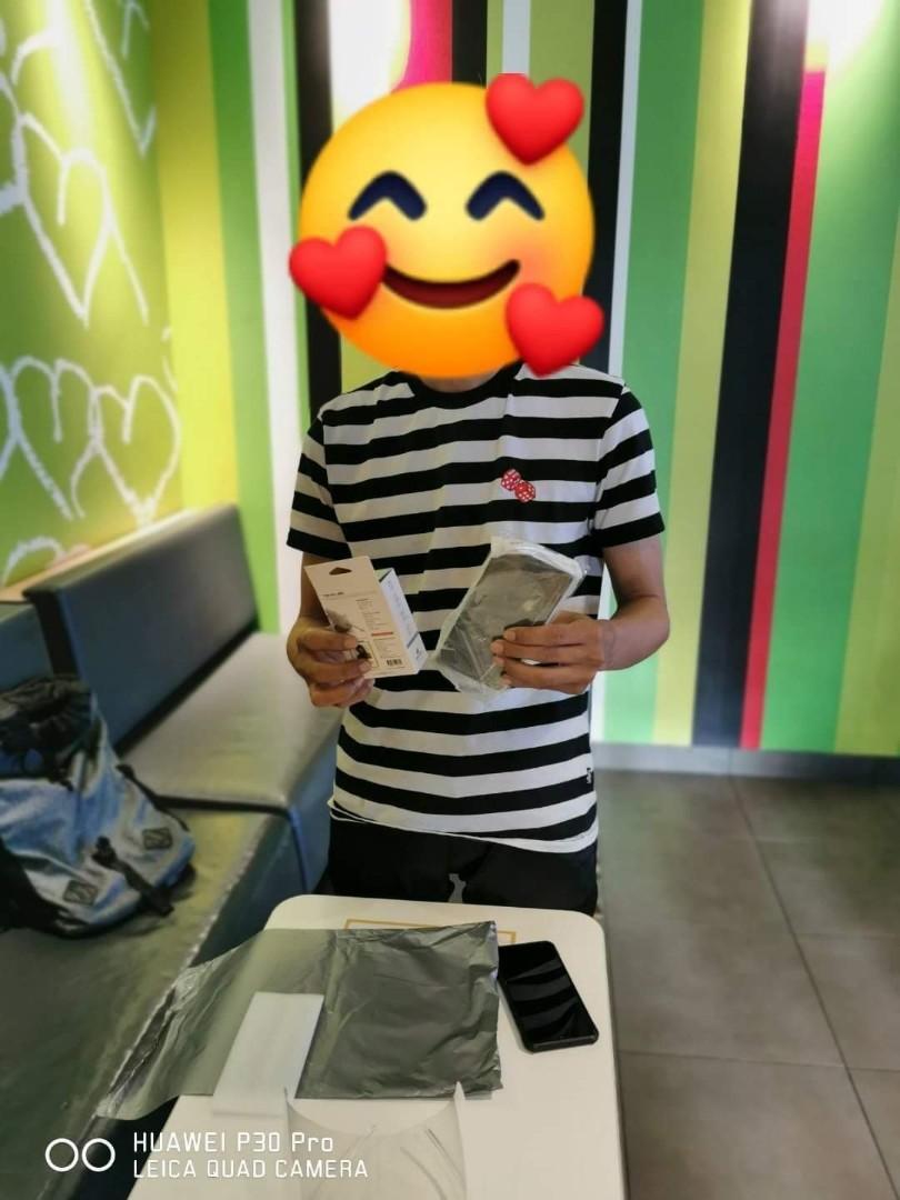 Galaxy S10 5G (Category: Samsung) located in Makati City. Submitted by nicejed02 (Listing ID 1117229936, Image 3). Description: For sale only Galaxy S10 5G 256GB/8GB Exynos 16,0000 Unit only Dm me Antipolo Area Free Shipping sa MetroManila.