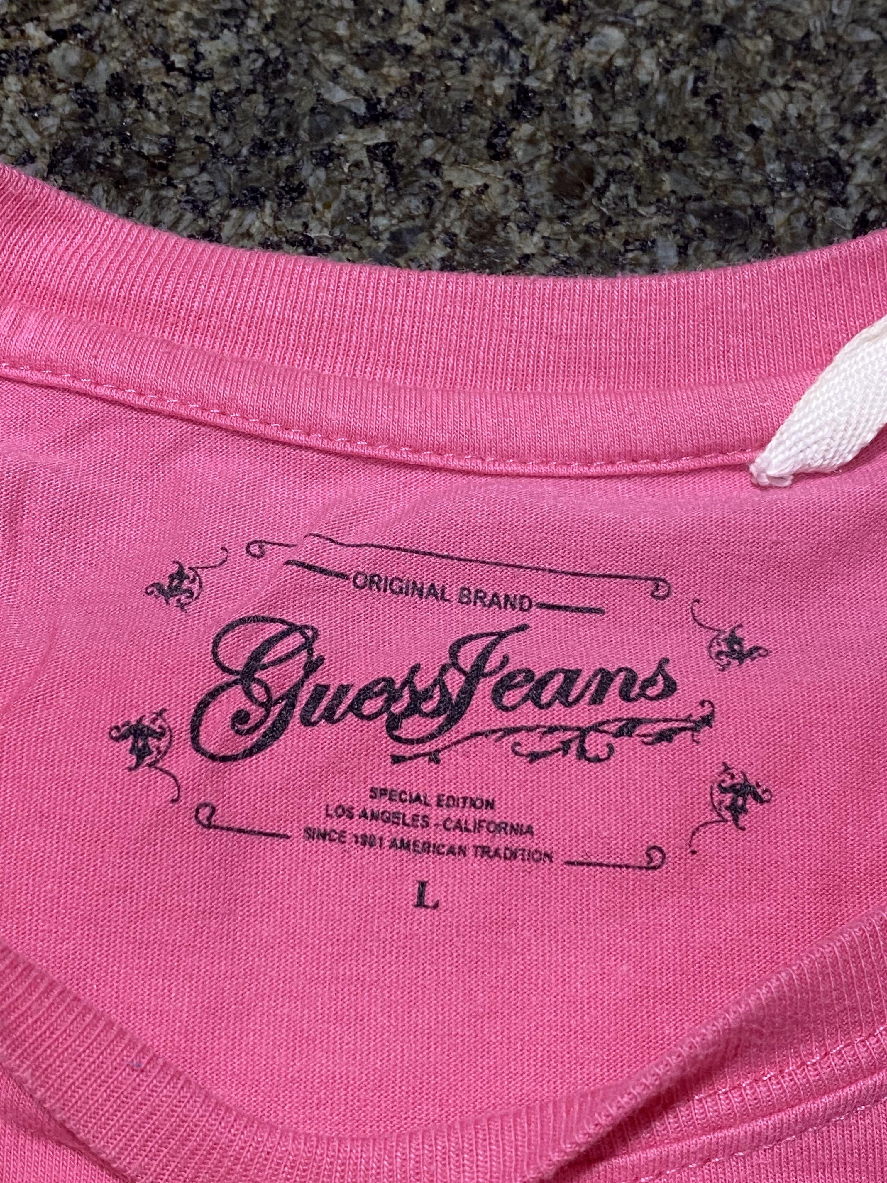 GUESS Shirt (Category: Shirts) located in Manila. Submitted by mayeyeah (Listing ID 1117313386, Image 2). Description: RFS: Decluttering ‼️LAST PRICE POSTED‼️.