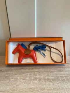 （分類：）位於 。 由 luisophie 提交（商品編號 1117281004，圖片 1）。簡介： 。