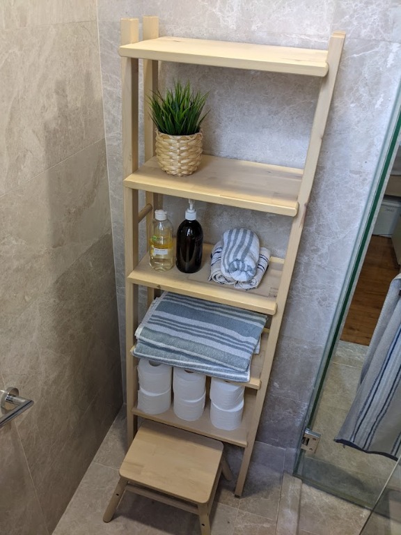 Vilto on sale shelf unit