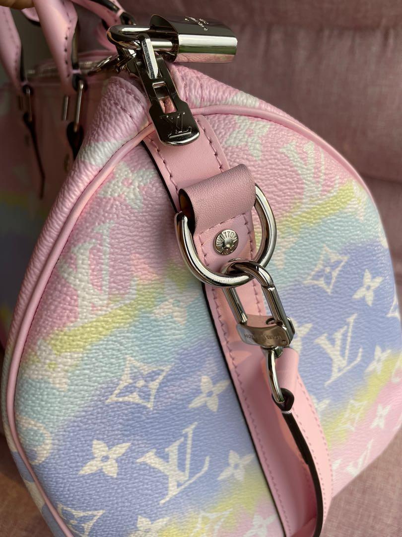 Louis Vuitton LV Escale Speedy 30 pastel rainbow , Women's Fashion, Bags &  Wallets, Cross-body Bags on Carousell